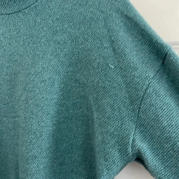 LUSH Women’s Small Teal Mock Neck Crop Oversized Sweater - Picture 5 of 7